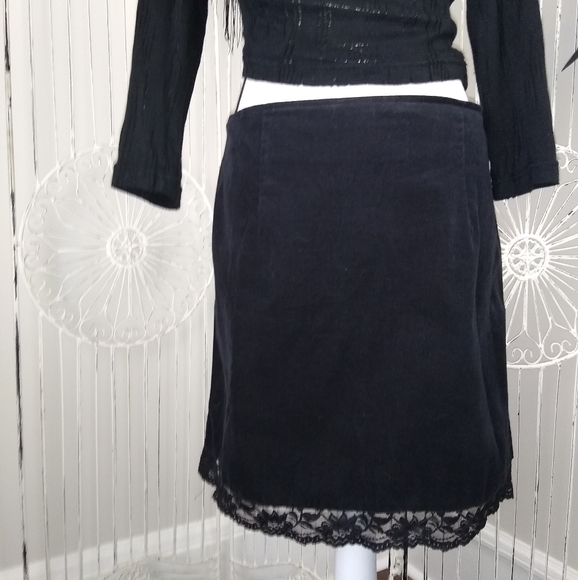 Lip Service Corporate Goth Black Velvet Corduroy and Lace Pencil Skirt Grunge - Picture 3 of 4